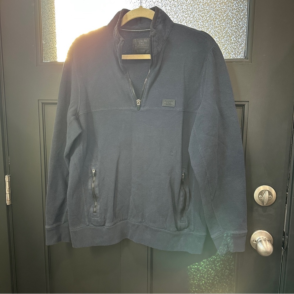 Abercrombie & Fitch Men's Navy Half-Zip Sweater Medium